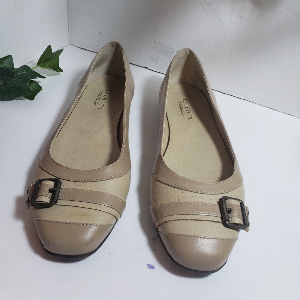 Talbots 2 Tone Tan Leather Buckle Flats 10 M